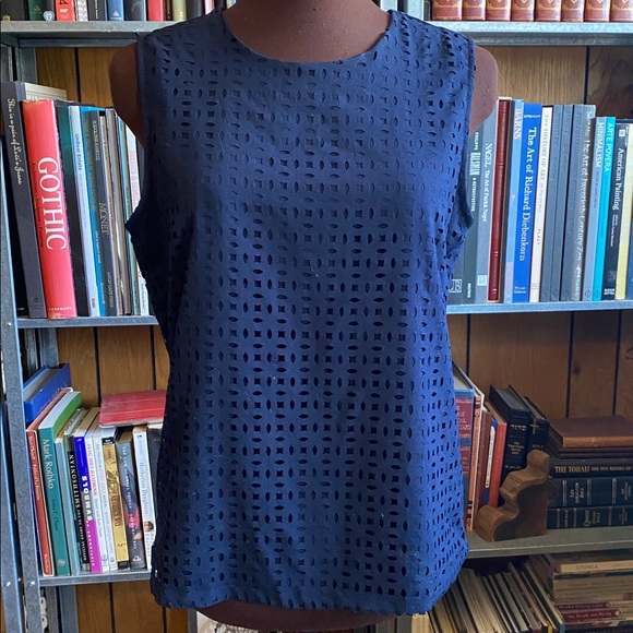 Cynthia Rowley sleeveless eyelet top - Picture 8 of 10